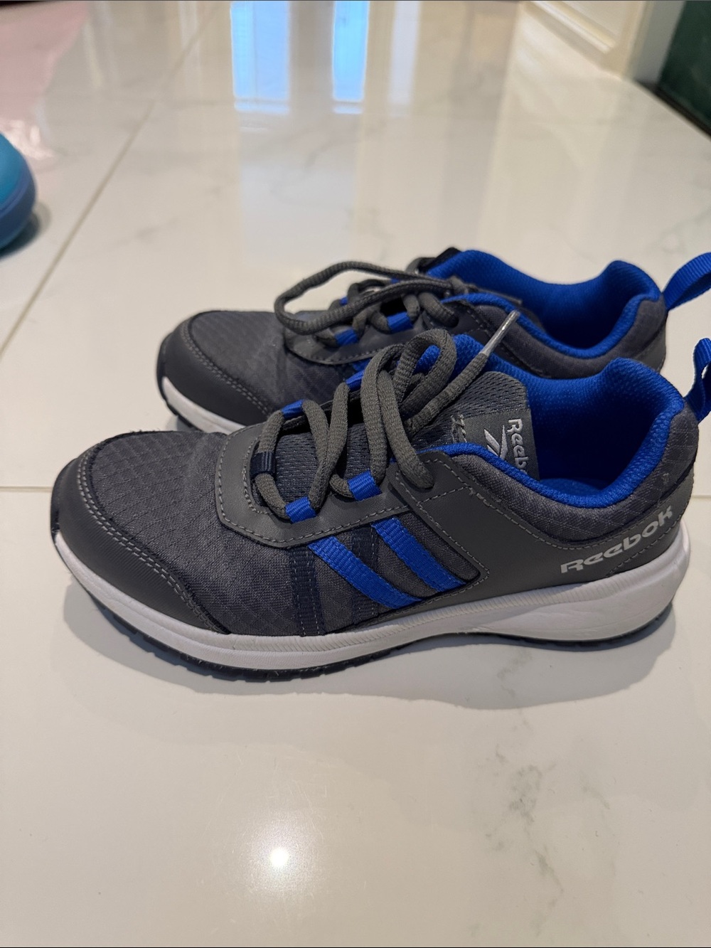 Reebok runners - size 2 youth